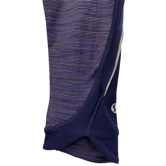 Lululemon Run Chase Me Crop Size 2 - Picture 6 of 7